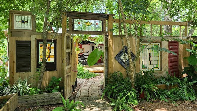 Cedar Oaks Inn Llc Дикинсън Екстериор снимка